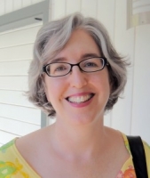 Fran Dolan wins Award