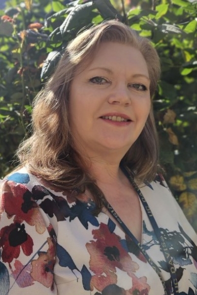 Estelle_Espinoza-rv.jpg