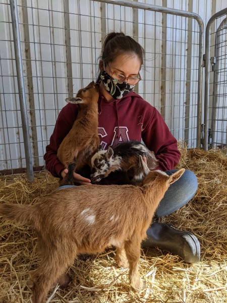 Student_Profile_Pic_Goats.jpg