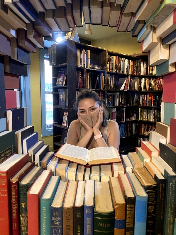 Tanya_and_books.jpg