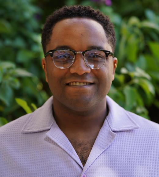 Xavier Lee's headshot.