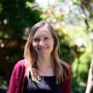 Professor Margaret Ronda wins teaching award